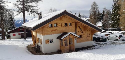 Stuga i Villars, alperna